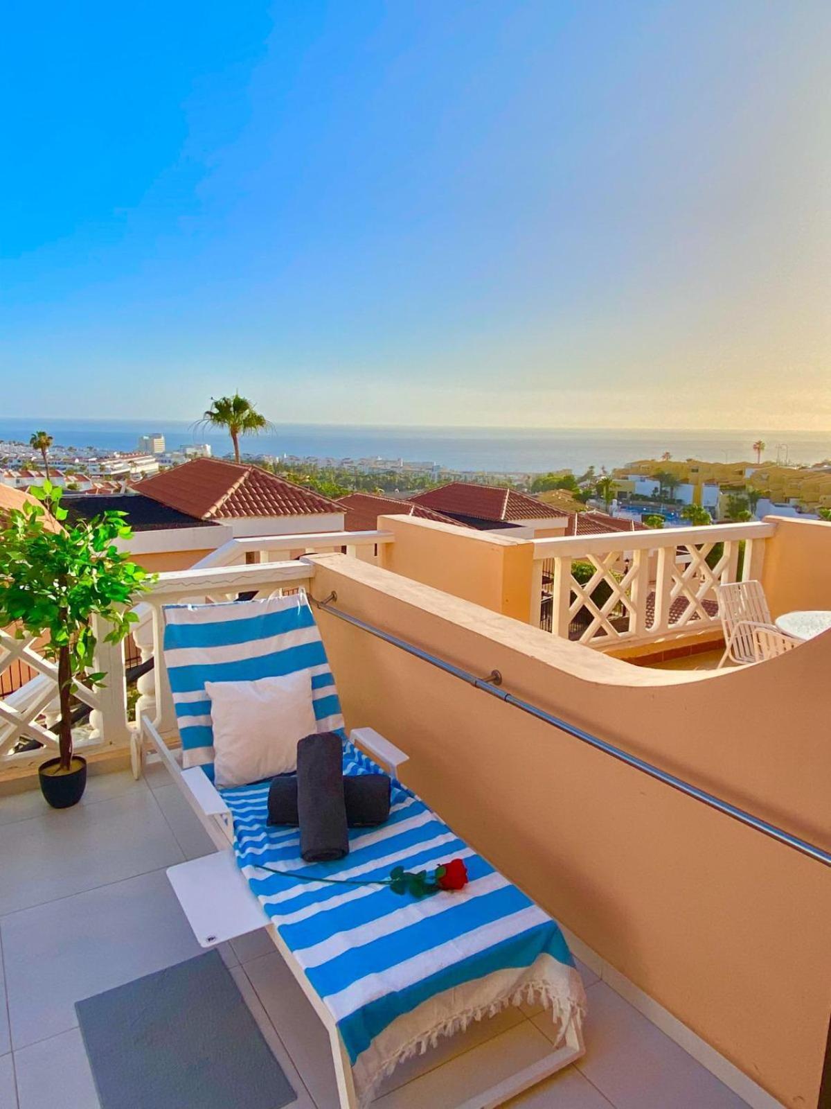 אדחה Passione Beautiful Apartment With Sea View מראה חיצוני תמונה